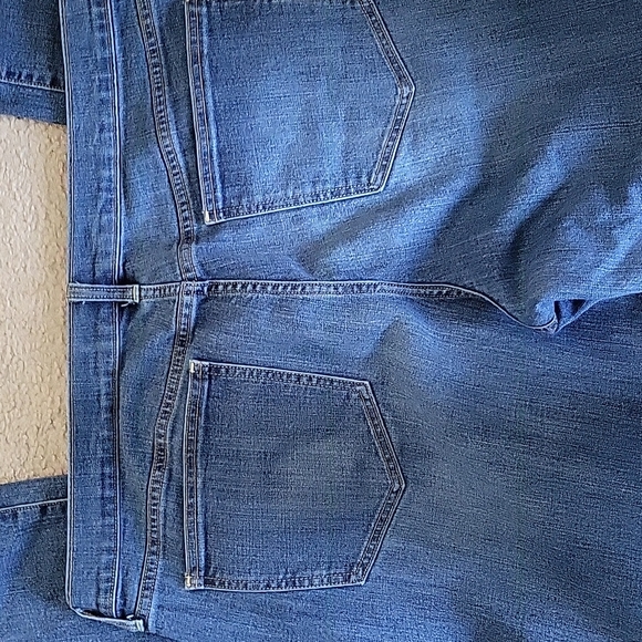 2 Pairs of Old Navy Jeans - Picture 9 of 10